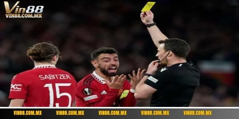 Chia sẻ thông tin chi tiết về kèo thẻ vàng tại VIN88